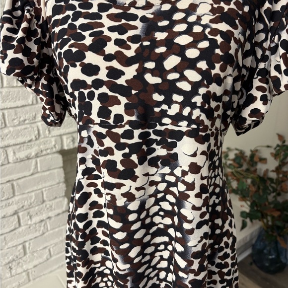 Elegant Black Midi Length Dress by Jessica, with Flutter-Style Sleeves. Size 14 - Picture 3 of 10